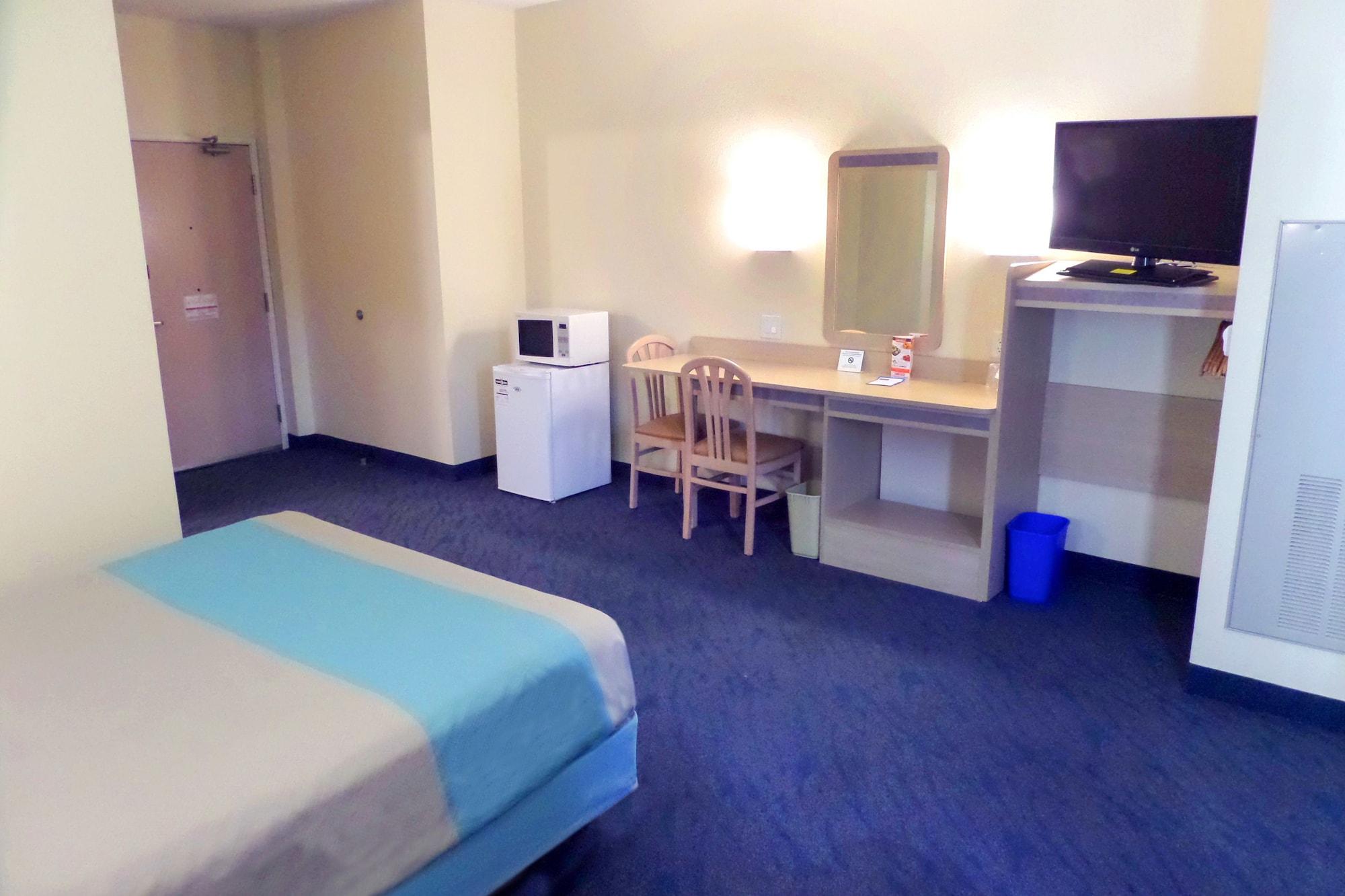 Motel 6-London, ON - Ontario Esterno foto